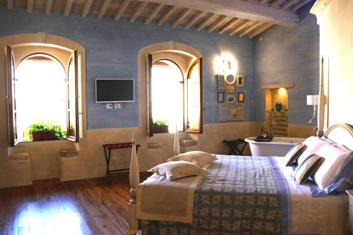 Il Mastio Di Spedaletto Bed & Breakfast ปีเอนซา ภายนอก รูปภาพ