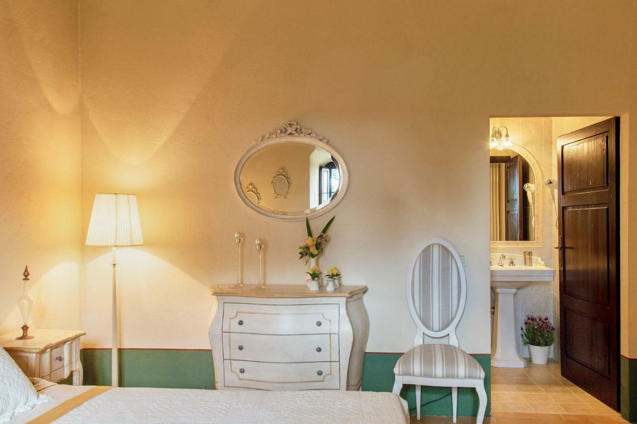 Il Mastio Di Spedaletto Bed & Breakfast ปีเอนซา ภายนอก รูปภาพ